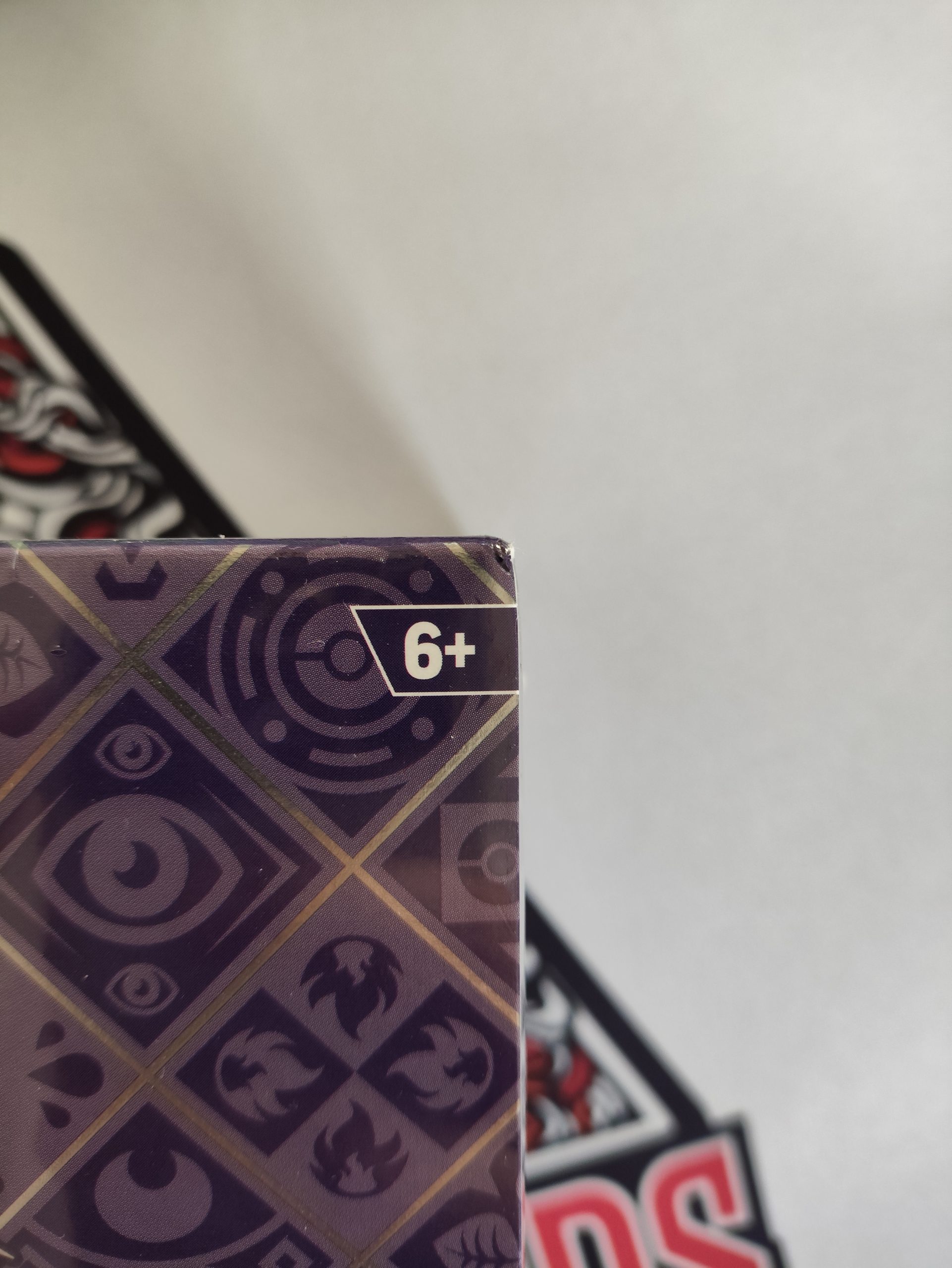 Pokemon, "B-Ware" Paldeas Schicksale Top Trainer Box, Deutsch – Bild 3